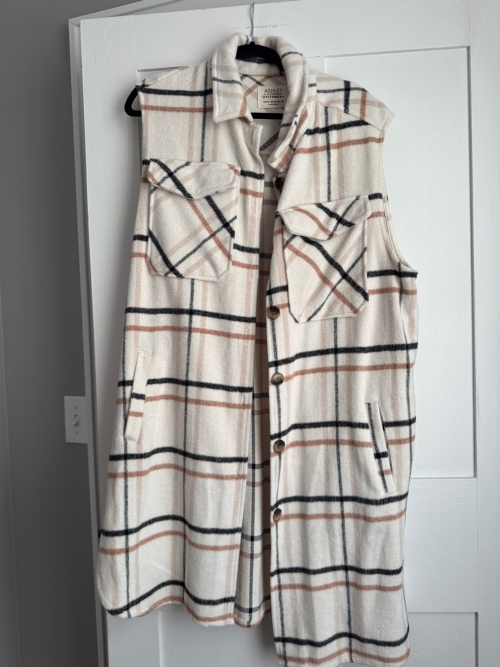 Ashley By 26 International Plaid Button-Front Vest in Cream, Black & Tan